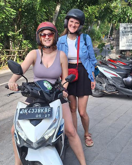 rent a Vario motorcycle in Nusa Penida